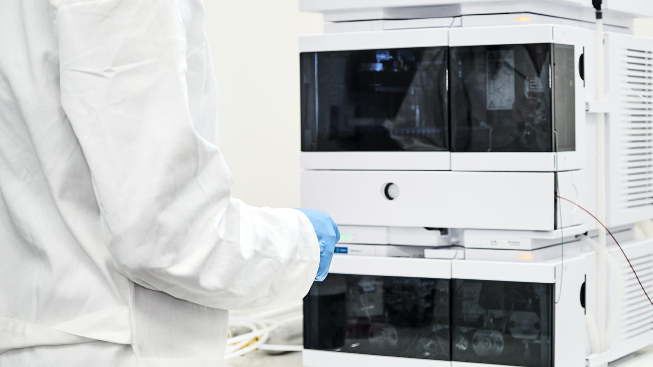  Building a Purification Factory: Embedding Bruker Tools into a Rich IT Infrastructure