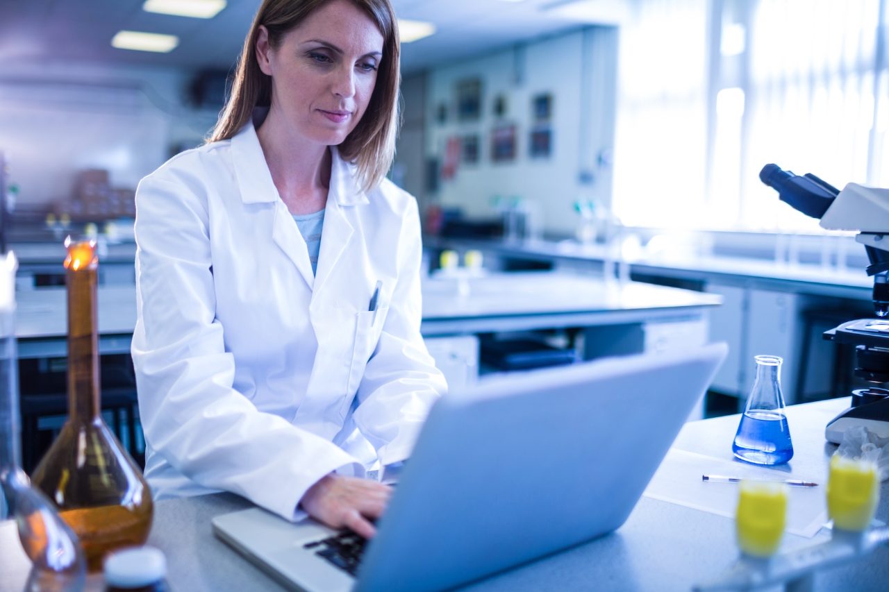 Discovery of small molecules that target RNA. NMR is the method of choice.